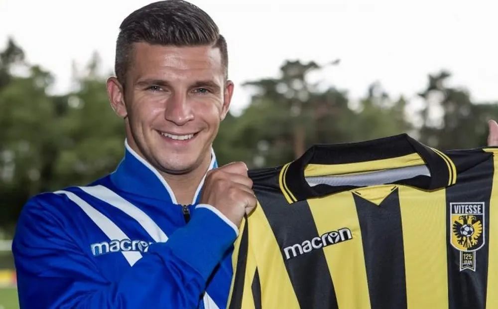 她依旧没有 她依旧没有