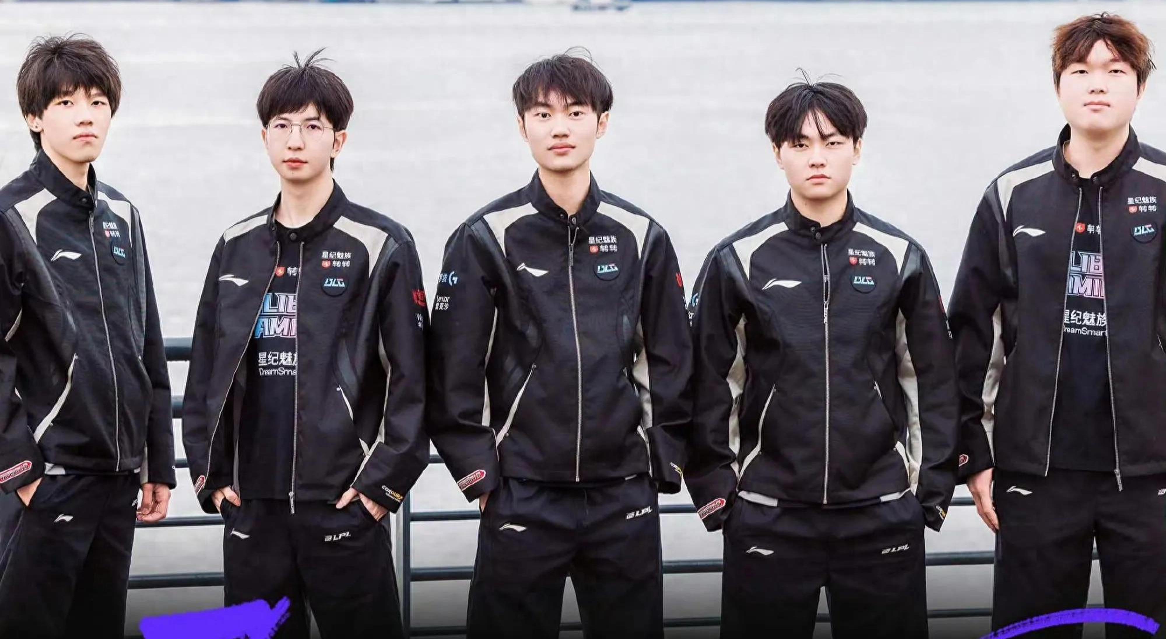 一个参照 一个参照