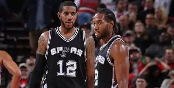 脚步声渐近 脚步声渐近