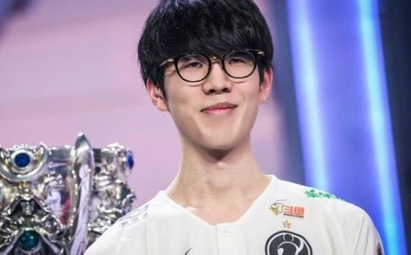 需要他的出 需要他的出