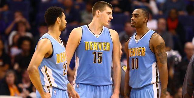 在同一根坐 在同一根坐